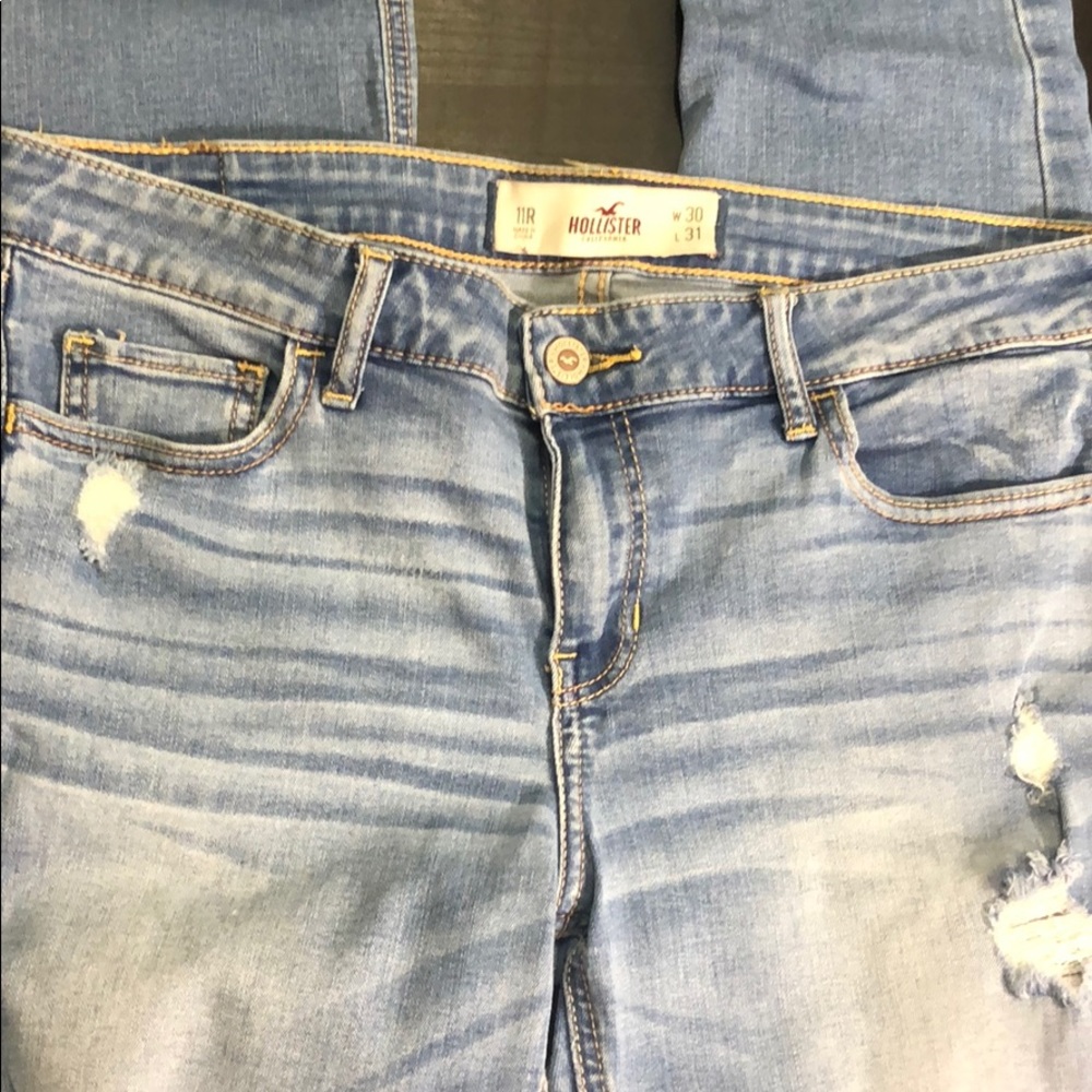 Hollister sz11R skinny-stretch jeans.